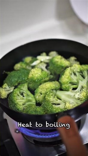Broccoli & Veggie Stir-Fry | Quick Chinese Style Healthy Recipe 🥦🥢