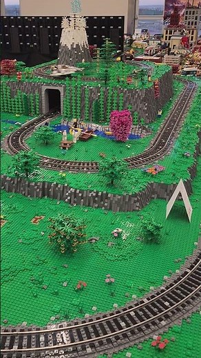 My new mountain tracks with tunnel #lego #legotrain