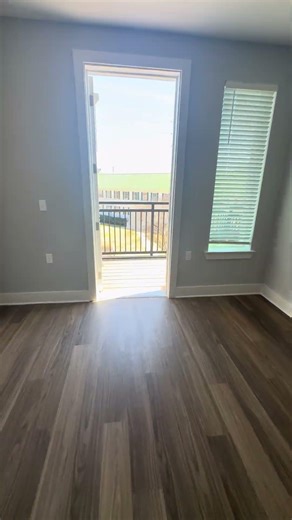 RISE Doro The Holly - 1-bedroom 3rd floor view to Jags Stadium