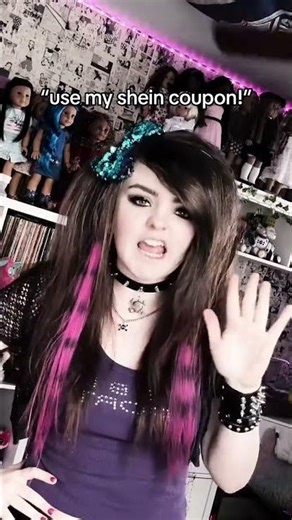 again. i hate that damn site. #scene #emo #scenekid #y2k