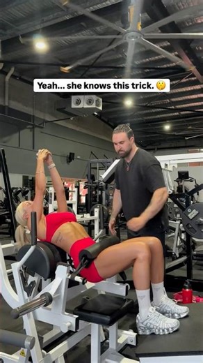 The REAL Reason Your Hip Thrusts Aren’t Working | Glute Training Fix #gym #fitness