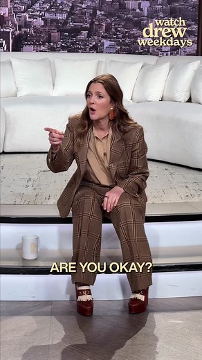 Drew is moved by a therapist in our audience 🥺 #therapy #emotional #drewbarrymore #bts