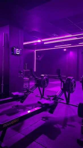 🎉 Ready to level up your fitness game while exploring the world? 🌍💪 Here’s how BODDY makes finding your perfect workout spot anywhere super simple: 1️⃣ Open the BODDY app – your gateway to premium gyms and studios worldwide. 2️⃣ Search by location or use GPS to find spots near you. 3️⃣ Browse gyms, classes, or wellness centers that match your vibe. 4️⃣ Book your session (no memberships, no hassle). 5️⃣ Show up, sweat, and feel amazing! 🙌 🎶 Cue the upbeat music and let’s get moving! Your fit