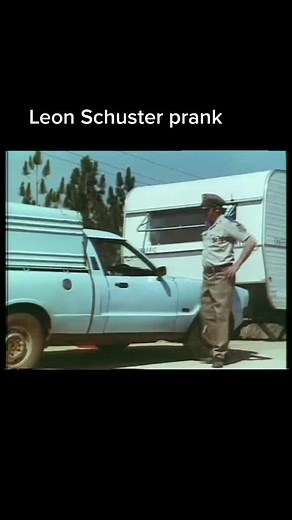 Hilarious Leon Schuster Snake Prank Compilation