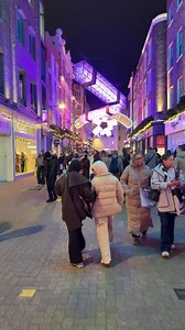 Central London …. Absolutely packed | Streets of London