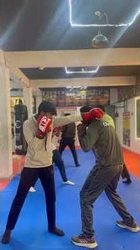 Boxing defence for beginners in hindi #boxingdefense #boxingtechniques #share #hyderabad