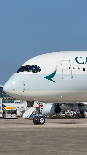 Cathay Pacific A350-900 Hong Kong International Airport