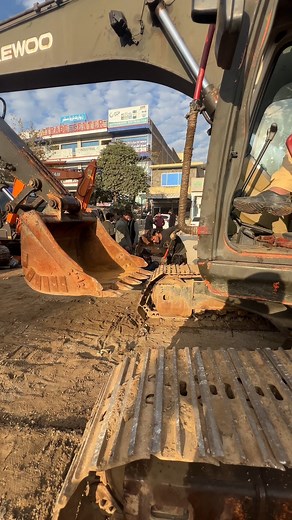 Excavator Chain Hand Made Fitting | Pakistani truck