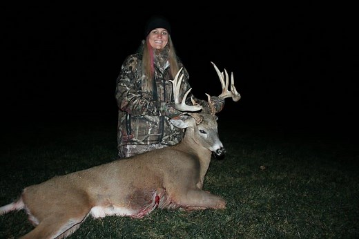 Wisconsin Whitetail Hunting Outfitters | Wisconsin High Fence Deer Hunts