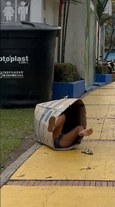 THE FUNNY BOX 📦 😂 #funny #humor #comedy #prank #laugh #joke #memes #fun #troll