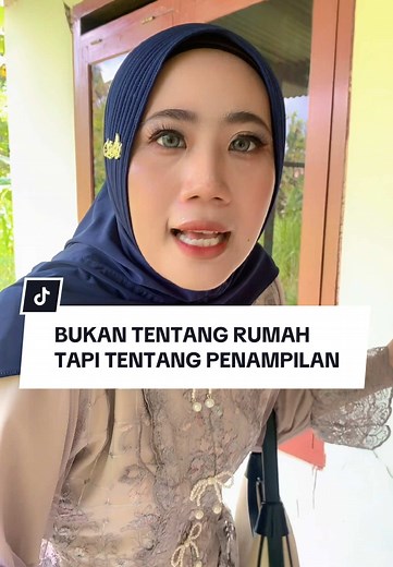 Penampilan Modis dengan Pashmina Instan Olieve