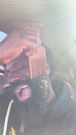 Beard scratching | Beard