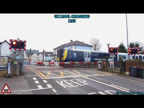 (BEFORE RENEWAL) Liss Level Crossing, Hampshire (22/02/25)