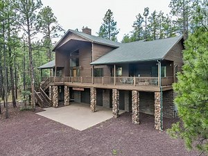Amazing Luxury Cabin on 1.95 acres in Show Low AZ