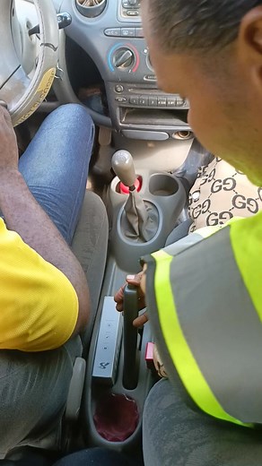 30K views · 888 reactions | How to use your handbrake #carpart #automobile #drivingreview #drivingskill | Zion Digital Driving School | Facebook