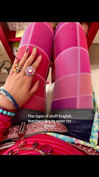 I swear I think she has a stylist for the colour combinations💔 #colors #clothes #fits #teacher #outfits