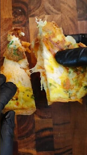 The BEST 5-Minute Cheese Egg Sandwich! 🥪🧀 #short #breakfast #easyrecipe