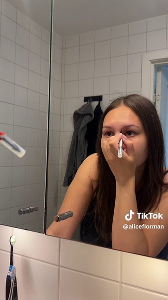 Hjälp mig med spjälsängen!🥺🥺 #pregnant #gravida #mammorpåtiktok #40weekspregnant #crib #glass