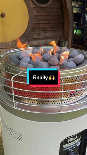 🔥🏕️ Why choose between a fire pit and an outdoor heater when you can have both? The Ninja Fireside360 Fire Pit & Outdoor Heater OF101 is the backyard upgrade that’s helping families extend patio season, stay cozy outdoors, and create unforgettable nights under the stars. Whether you’re hosting friends, camping, tailgating, or enjoying a quiet evening on the patio, this outdoor essential brings warmth and ambiance to every gathering. ✨ Why everyone is obsessed: 🔥 Fire pit and outdoor heater in