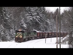 Classic GE U30C's on the Lake Superior and Ishpeming Railroad -LS&I, old school GE U30C locomotives-