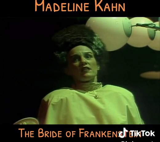 Madeline Kahn as the Bride of Frankenstein on Saturday Night Live, 1976 🧛🏻‍♀️🦇👻🎃🧟‍♀️🧙🏻‍♂️🧟🌙 This is one of Madeline’s masterpiece and most beloved performances, a salute to her other masterpiece role in Young Frankenstein. She sings Stephen Sondheim’s and Leonard Bernstein’s “I Feel Pretty” from West Side Story in an SNL episode that is now considered one of the very best in the show’s 48-year/nearly 100-episode history, specifically due to Madeline’s incredible, mountainess range as a