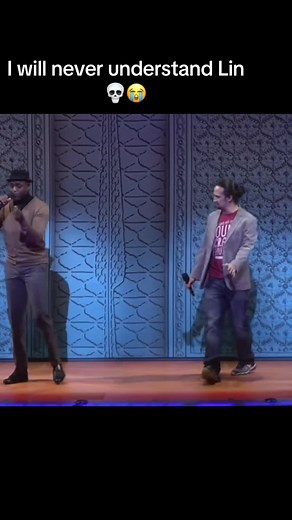 WHAT IS HE SAYING⁉️⁉️#linmanuelmiranda #waynebrady #hamiltonmusical | hamilton
