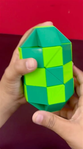 48 piece Magic Snake puzzle solved into a baby capsule shape #SnakeCube #Puzzle #brainteaser