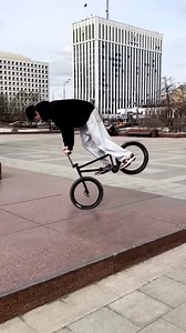 Physics are afraid of him 😳🚲 | LADbible Australia