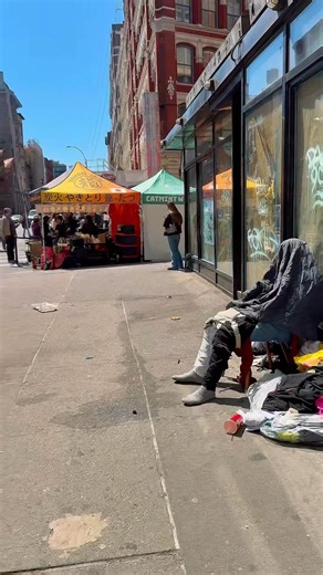 Sunday Walk in NoHo NYC 🇺🇸 April 12, 2025 | Real New York Street Vibes