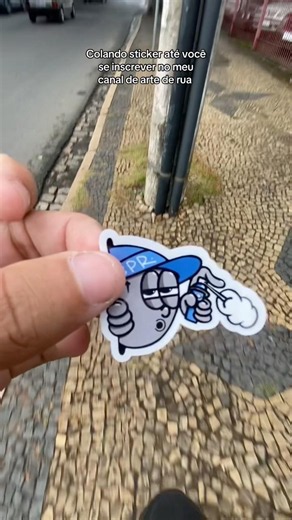 #sheipgraffiti #stickering