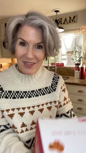 Mini Pumpkin Pies Recipe with Dash Mini Pie Maker