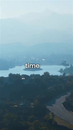 🎥Take a walk with me through this beautifully reimagined 2023 Foxmoor residence, where modern elegance meets timeless comfort. Every inch of this home has been thoughtfully curated, blending designer finishes with an effortless indoor-outdoor flow. Join us this weekend to experience it in person! 📍1534 Devonshire Avenue, Westlake Village • Offered at $1,750,000 Open Houses: Saturday, November 8th & Sunday, November 9th | 1–4 PM Explore the refined design, custom details, and serene outdoor spa