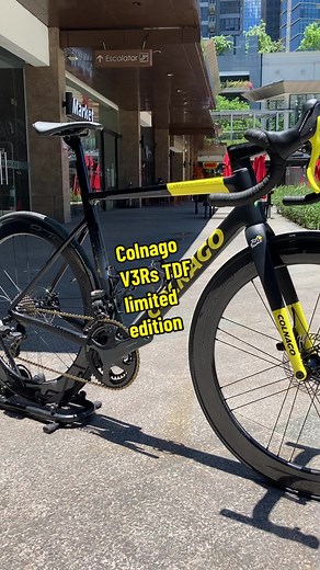 Limited Edition Colnago V3Rs TDF Bike Showcase