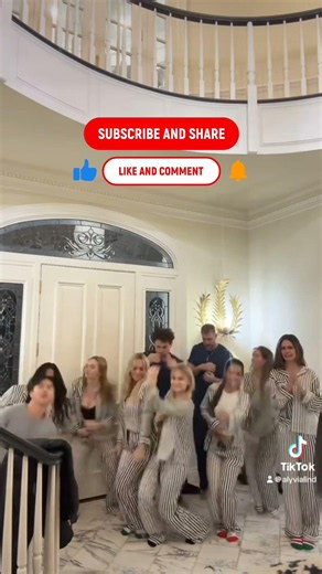 Alyvia Alyn Lind, Natalie Alyn Lind, Barbara Alyn Woods and friends dance to music #dance #funny