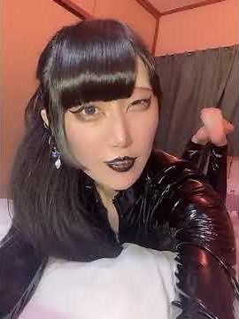 japanese goth baddie sending love to you #gothclub #gothfashion #gothicsubculture