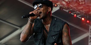 Skepta Dances Among Puddles & Parties For "No Security" Video