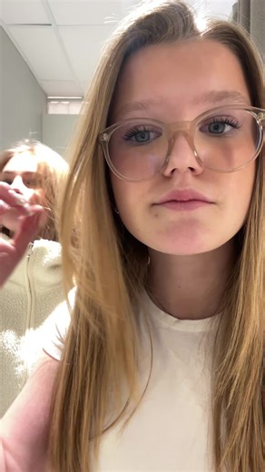 Emmissss Lip Sync Performance