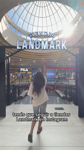 Luli Fernandez on Instagram: "✨✨✨✨✨SORTEO✨✨✨✨ No te pierdas esta locura navideña de @tiendas.landmark . Te podes llevar una Gift Card $250.000!!! 🚀🚀🚀🚀 Solo tenes que : 🧚🏼‍♀️Seguir a @tiendas.landmark , 🧚🏼‍♀️darle like a este vídeo y 🧚🏼‍♀️dejar tu comentario! Tenes tiempo hasta el Domingo 21 a las 20hs! Así podes usar tu premio para sumar regalos en el arbolito! 🌲 🎅🏼"