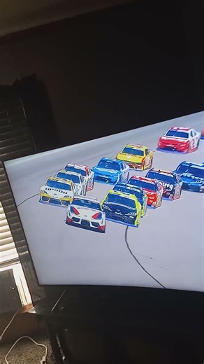 Start of the Kansas Lottery 300