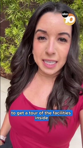 Lawmakers Visit Detention Area in San Diego