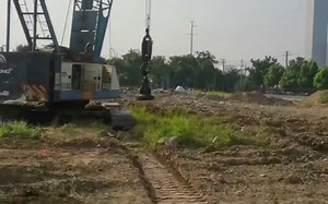 强夯施工现场实拍