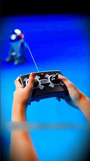 How R2-D2 Looked Alive 🤯 | Movie Secret