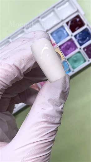 Vintage newspaper nail #NewspaperNails #VintageNails #BlackAndWhiteNails #NailArtInspo #ClassicNails