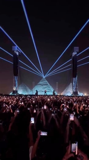 8.4K views · 39 reactions | ✨ Anyma aux pyramides de Gizeh avec...