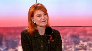 'Une sorte de gratitude' : Axelle Red revient sur 30 ans de carrière dans son album best of 'AR30' - RTBF Actus