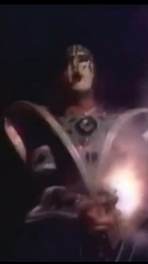 Ace Frehley - blows smoke out of guitar live