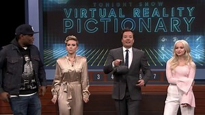 Scarlett Johansson and Michael Che Play Virtual Reality Pictionary on ‘The Tonight Show’ | THR News