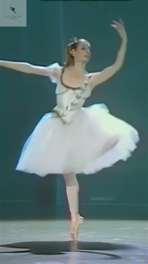 Ghislaine Thesmar in Coppelia as Swanilda