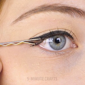 233K views · 298 reactions | Simple bobby pin hacks: | Smart is the New Sexy | Facebook