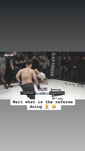 14M views · 56K reactions | This referee is something else 藍 #kboxtv #boxing #boxeo #mma #whatisthis | KBOXtv | Facebook